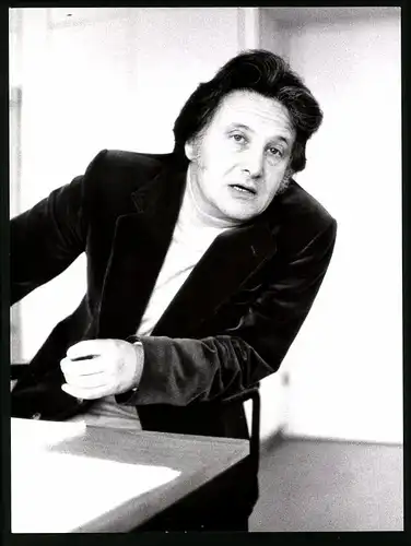 Fotografie Röhnert, Berlin, Portrait Autor Ralph Giordano in einem TV-Interview