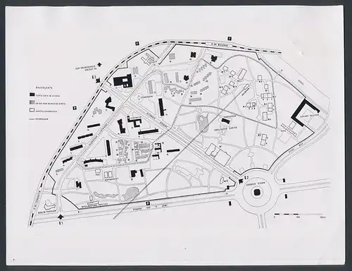 Fotografie unbekannter Fotograf, Ansicht Berlin, Hansaviertel, Plan Ausstellung Interbau Berlin 1957, Legende Rückseitig