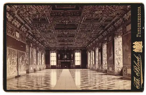 Fotografie Th. Bloch, Frederiksborg, Ansicht Hillerod, Innenansicht des Schloss Frederiksborg