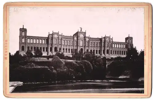 Fotografie Römmler & Jonas, Dresden, Ansicht München, Blick auf das Maximilianeum