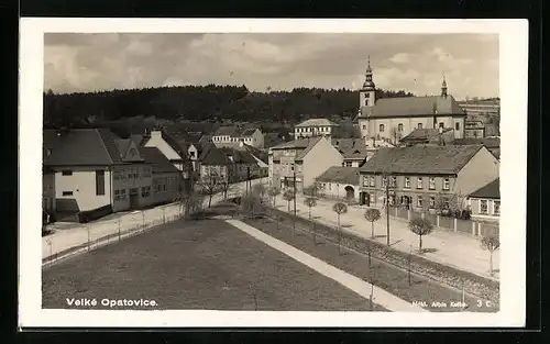 AK Velké Opatovice, Kostel, Panorama