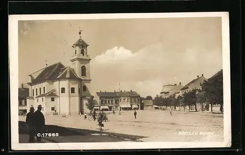 AK Breclav, Namesti