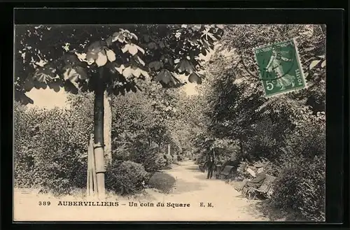 AK Aubervilliers, Un coin du Square