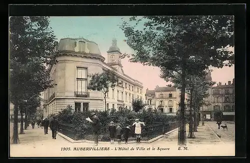 AK Aubervilliers, L'Hôtel de Ville et le Square