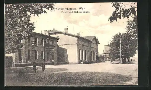 AK Gosslershausen / Jablonowo, Post - und Bahnhofsgebäude