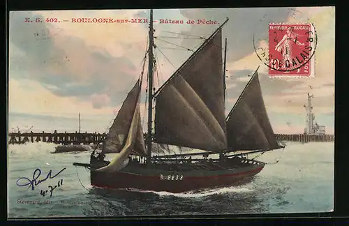 AK Boulogne-sur-Mer, Bâteau de Pêche