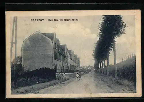 AK Frévent, Rue Georges Clémenceau