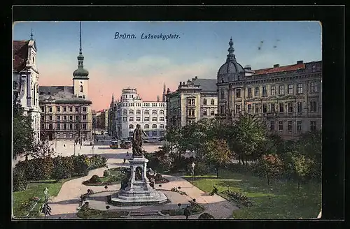 AK Brünn / Brno, Lazanskyplatz mit Denkmal