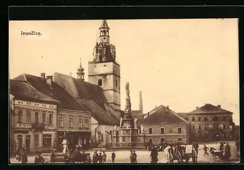 AK Ivancice, Namesti, Pomnik