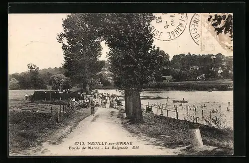 AK Neuilly-sur-Marne, Bords de Marne, La Baignade