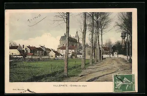 AK Villepinte, Entrée du pays