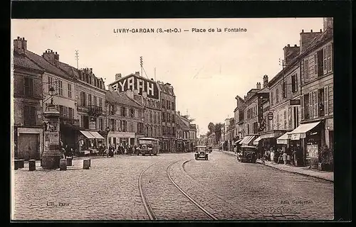 AK Livry-Gargan, Place de la Fontaine