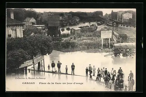 AK Gargan, Place de la Gare un jour d`orage