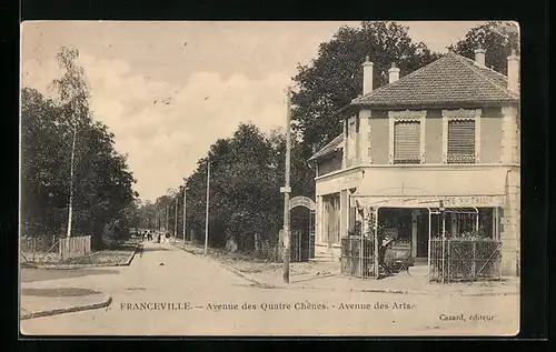 AK Franceville, Avenue des Quatre Chênes, Avenue des Arts