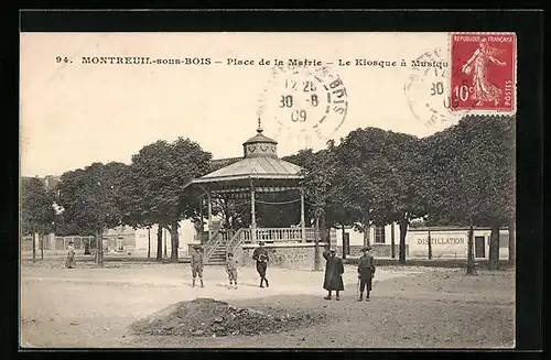 AK Montreuil-sous-Bois, Place de la Mairie, Le Kiosque à Musique