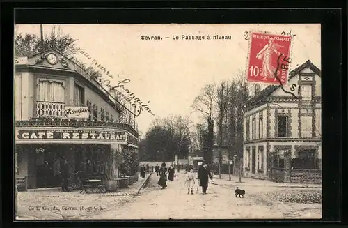 AK Sevran, Le Passage à niveau