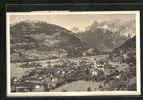 AK Schruns, Ortsansicht mit Alpenpanorama