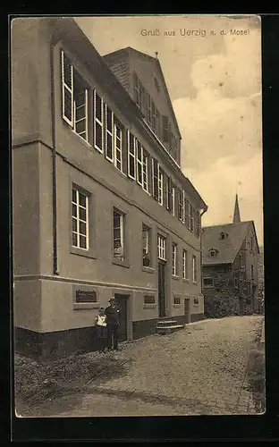 AK Uerzig a. Mosel, Gebäudeansicht