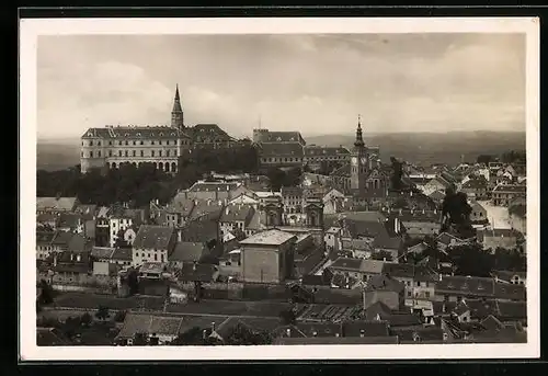 AK Nikolsburg, Schloss und Rathausturm