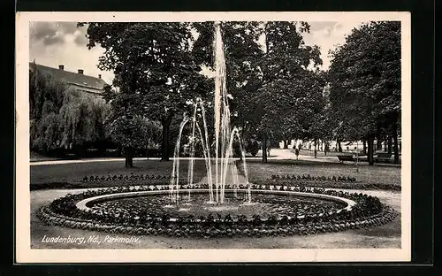 AK Lundenburg, Wasserspiel im Park