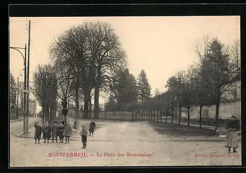 AK Montfermeil, La Place des Marronniers