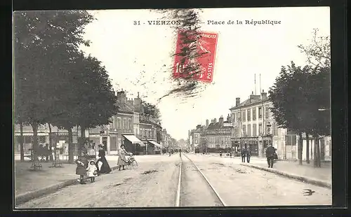 AK Vierzon, Place de la Rèpublique