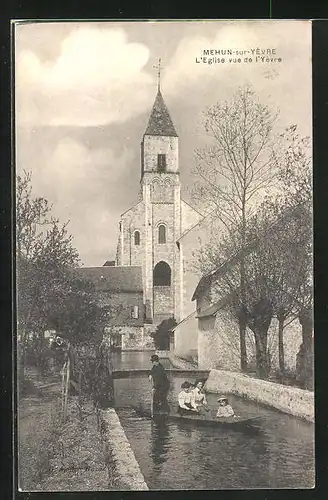 AK Mehun-sur-Yèvre, L`Eglise vue de l`Yevre