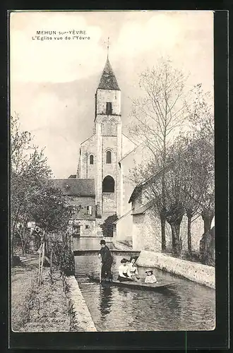 AK Mehun-sur-Yèvre, L`Eglise vue de l`Yèvre