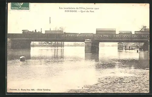 AK Pontoise, Quai du Port, les inondations de l'Oise, janvier 1910