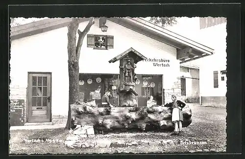 AK Wertach / Allgäu, Kinder am Ortsbrunnen, Verkehrsbüro Wertach