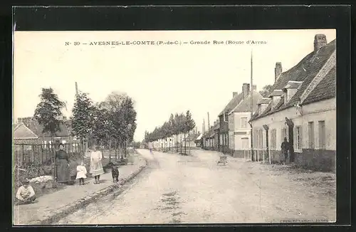AK Avesnes-le-Comte, Grande Rue (Route d` Arras)
