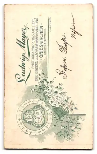 Fotografie Ludwig Mayer, Grieskirchen, Junge Dame mit zurückgebundenem Haar