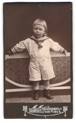 Fotografie M. Martensen, Hamburg, Englische Planke 6, Kleiner Junge im Matrosenanzug
