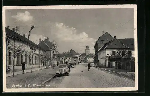 AK Pohrlitz N. D., Passanten in der Wienerstrasse