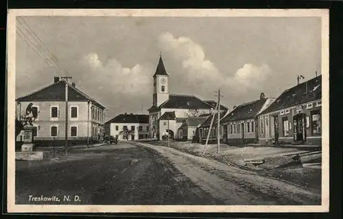 AK Treskowitz N. D., Blick zur Gemeindekirche