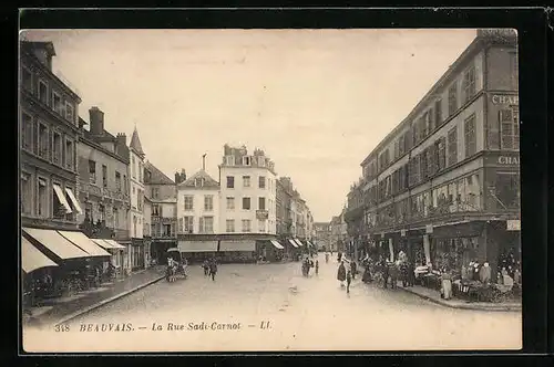 AK Beauvais, La Rue Sadi-Carnot