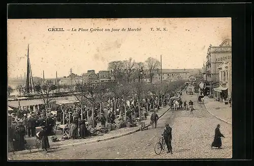 AK Creil, La Place Carnot un jour de Marché