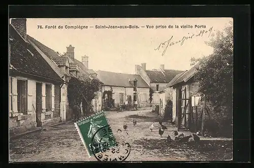 AK Saint-Jean-aux-Bois, Vue prise de la vieille Porte