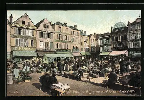 AK Beauvais, Un coin du marché place de l`Hotel de Ville