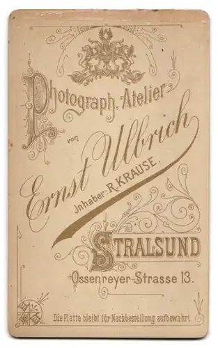 Fotografie Ernst Ulbrich, Stralsund, Ossenreyer-Str. 13, Eleganter Herr mit The Zappa