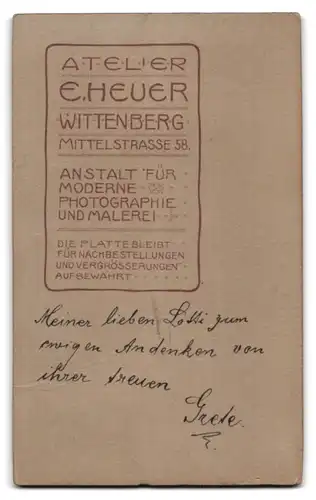 Fotografie Atelier E. Heuer, Wittenberg, Mittelstrasse 58, Junges Mädchen mit sehr dezenten Augenbrauen