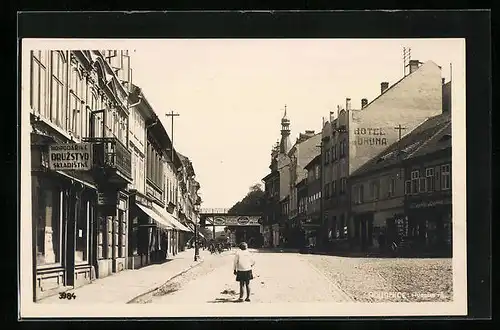 AK Roudnice n. L., Husova tr.