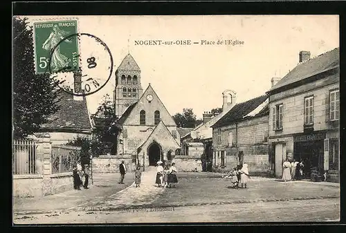 AK Nogent-sur-Oise, Place de l`Eglise