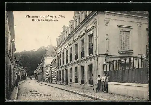 AK Chaumont-en-Vexin, Rue de la République