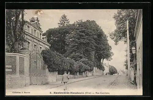 AK Nanteuil-le-Haudouin, Rue Gambetta