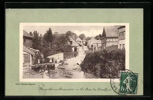 AK Marseille-en-Beauvaisis, La Rue du Chauffour