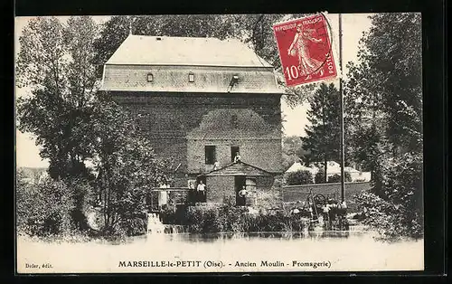 AK Marseille-le-Petit, Ancien Moulin, Fromagerie