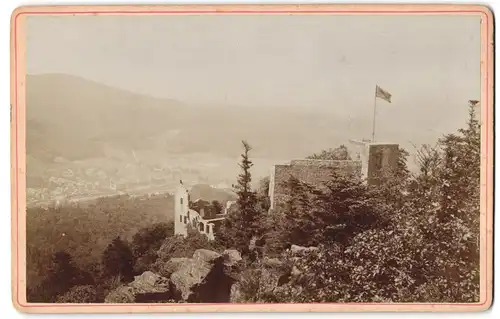 Fotografie unbekannter Fotograf, Ansicht Baden-Baden, Blick auf die Ruine des Schlosses