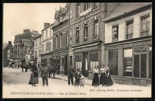 AK Crevecoeur-le-Grand, Rue du Général Moret