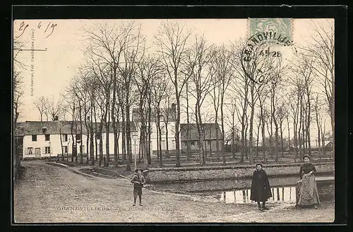 AK Granvilliers, La Place de la Cense